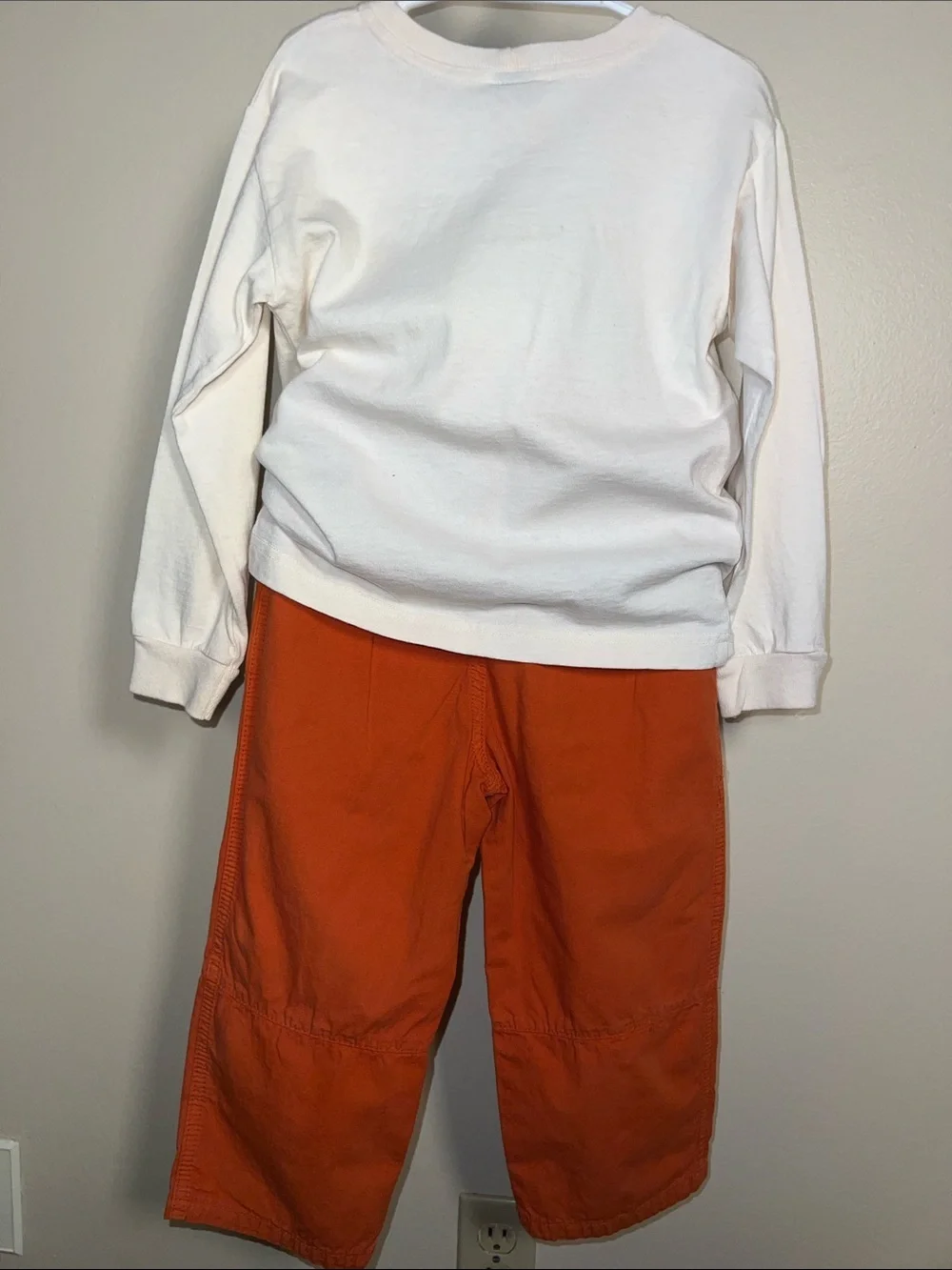 Vintage Kids 2 Piece Snow Boarder Shirt and Orange Pants Size 4T​
